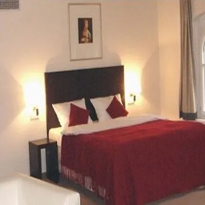 Hotel Davinci Prag 3*,